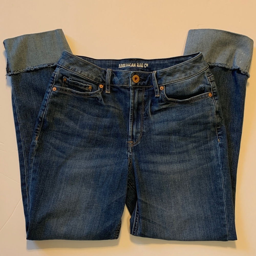 American Rag size 7 cuffed blue jeans